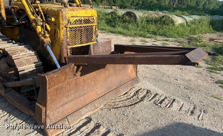 image for item NA9062 1964 Caterpillar D4D  dozer