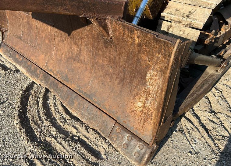 image for item NA9062 1964 Caterpillar D4D  dozer