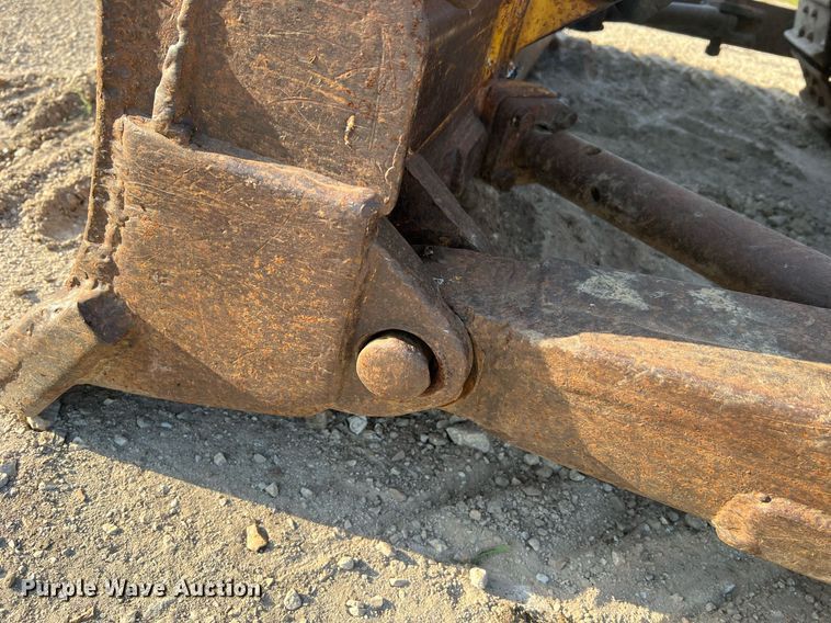 image for item NA9062 1964 Caterpillar D4D  dozer