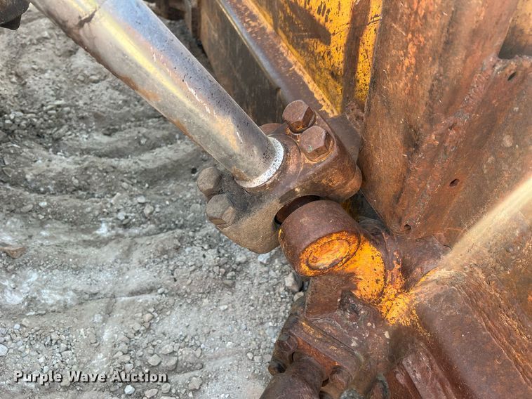 image for item NA9062 1964 Caterpillar D4D  dozer