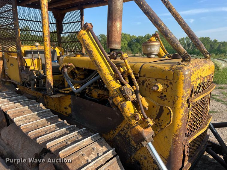 image for item NA9062 1964 Caterpillar D4D  dozer