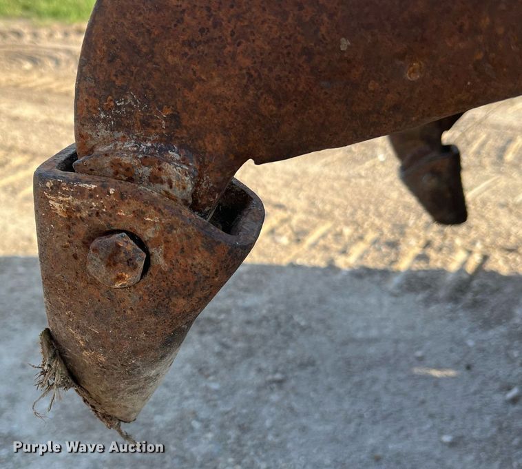 image for item NA9062 1964 Caterpillar D4D  dozer