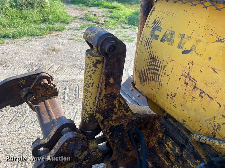 image for item NA9062 1964 Caterpillar D4D  dozer