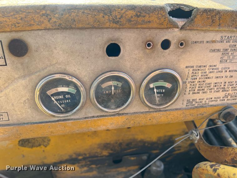 image for item NA9062 1964 Caterpillar D4D  dozer