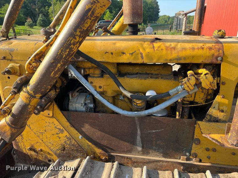 image for item NA9062 1964 Caterpillar D4D  dozer