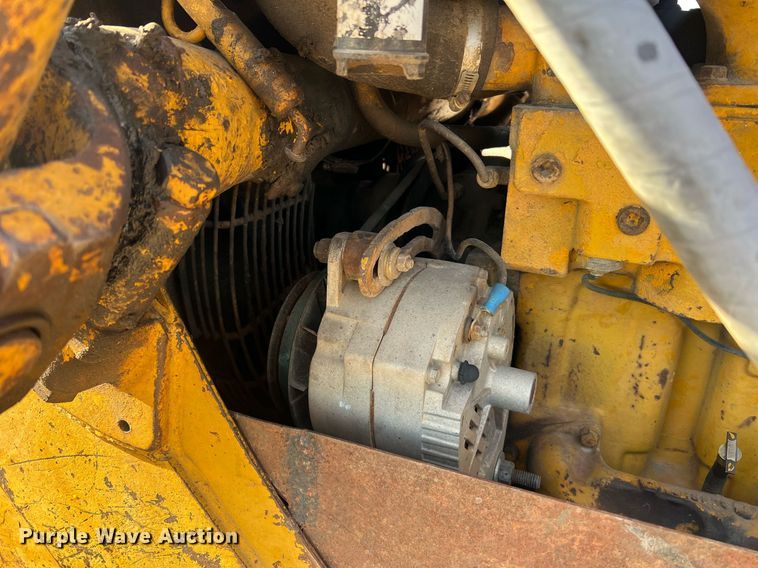 image for item NA9062 1964 Caterpillar D4D  dozer