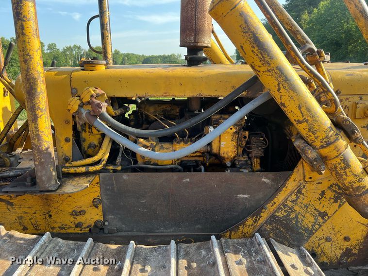 image for item NA9062 1964 Caterpillar D4D  dozer