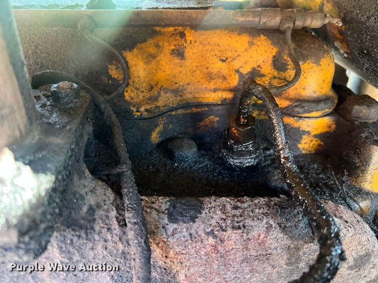 image for item NA9062 1964 Caterpillar D4D  dozer