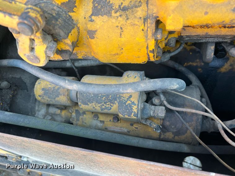 image for item NA9062 1964 Caterpillar D4D  dozer