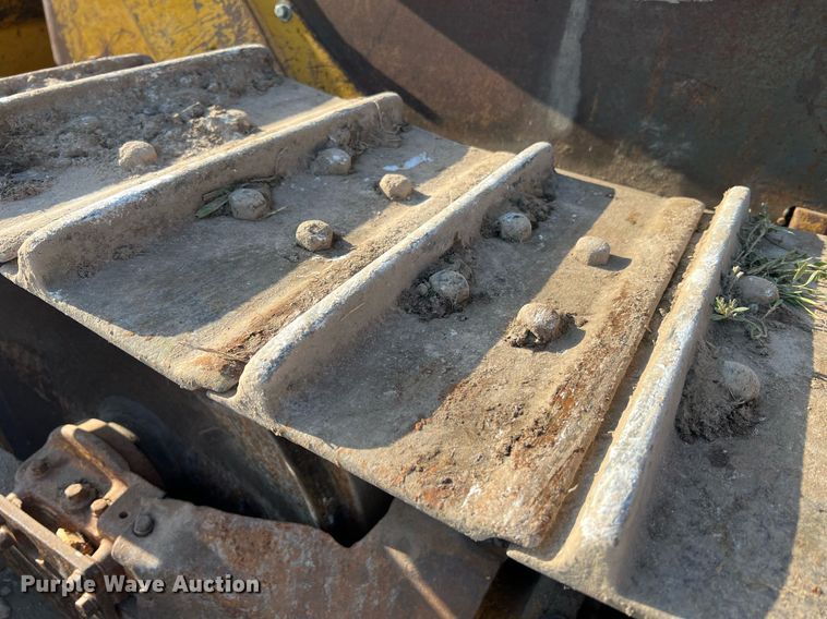 image for item NA9062 1964 Caterpillar D4D  dozer