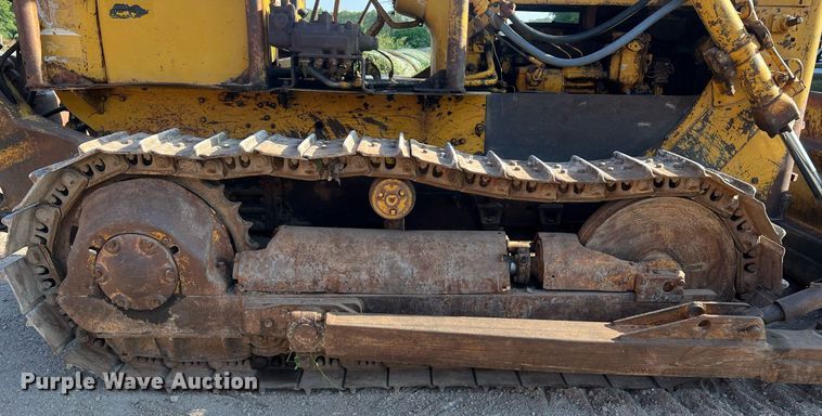 image for item NA9062 1964 Caterpillar D4D  dozer