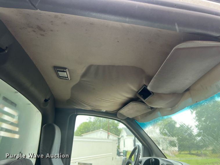 image for item NA9075 2005 Chevrolet C5500  dump truck