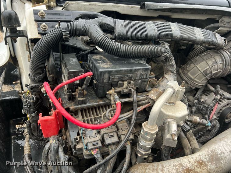 image for item NA9075 2005 Chevrolet C5500  dump truck