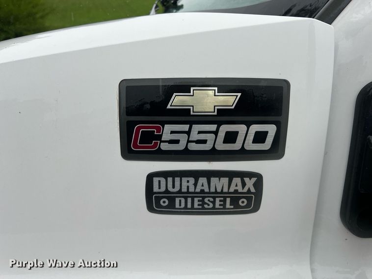 image for item NA9075 2005 Chevrolet C5500  dump truck