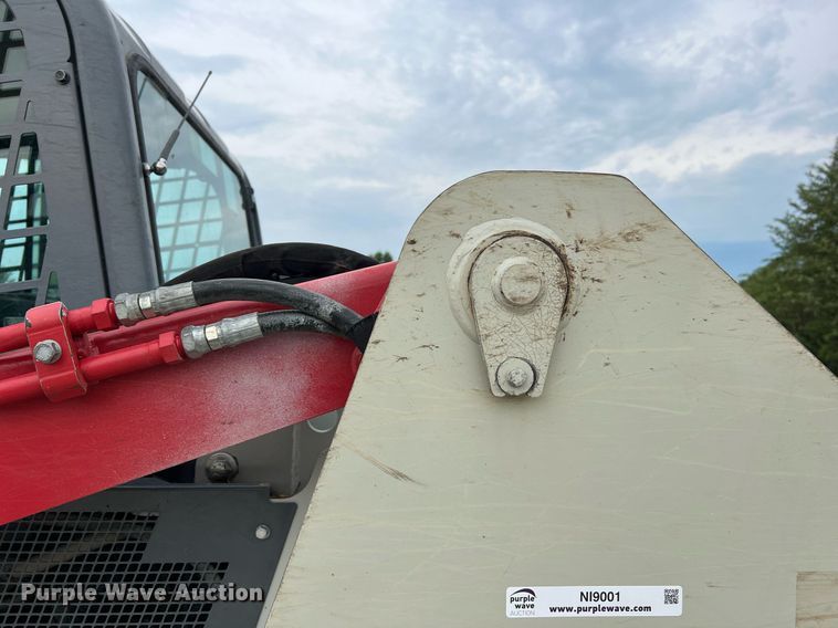 image for item NI9001 2020 Takeuchi TL12R2 tracked skid steer loader