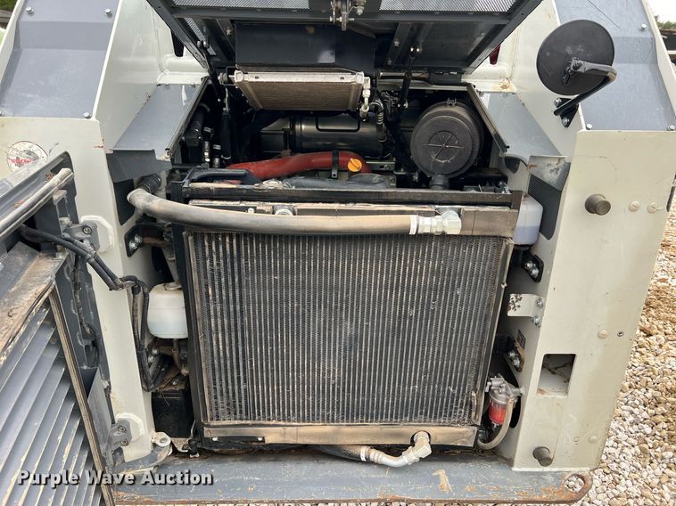 image for item NI9001 2020 Takeuchi TL12R2 tracked skid steer loader