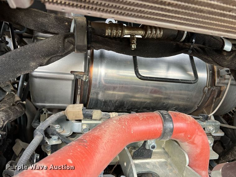 image for item NI9001 2020 Takeuchi TL12R2 tracked skid steer loader