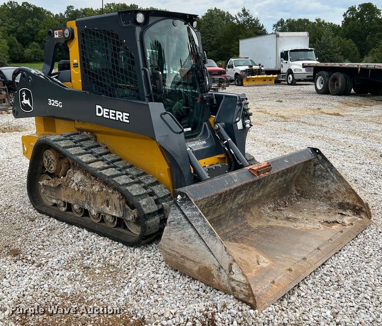 image for item NI9002 2022 John Deere 325G tracked skid steer loader