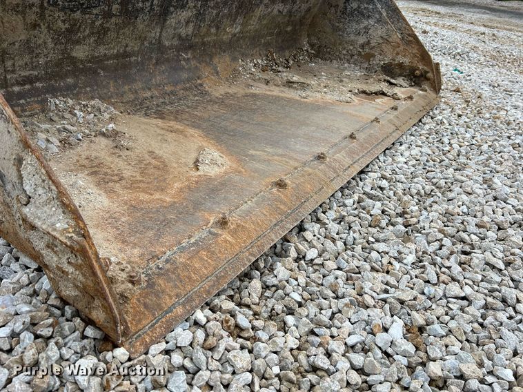 image for item NI9002 2022 John Deere 325G tracked skid steer loader