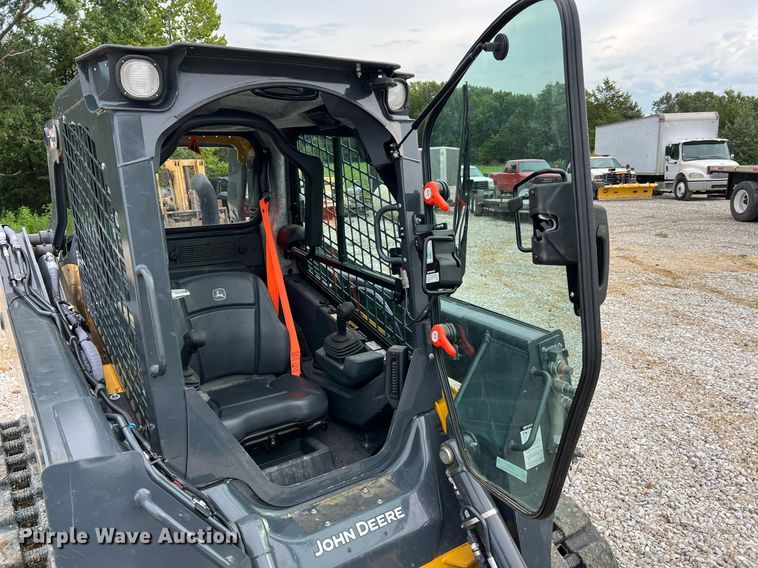 image for item NI9002 2022 John Deere 325G tracked skid steer loader