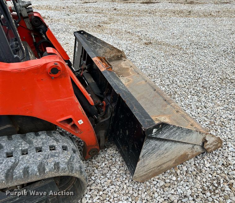 image for item NI9005 2019 Kubota SVL95-2S tracked skid steer loader