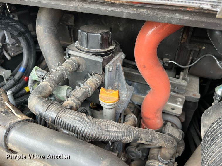 image for item NI9005 2019 Kubota SVL95-2S tracked skid steer loader