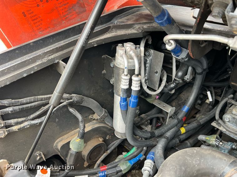 image for item NI9005 2019 Kubota SVL95-2S tracked skid steer loader