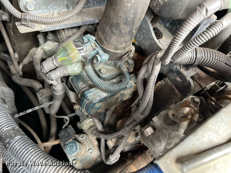 image for item NI9005 2019 Kubota SVL95-2S tracked skid steer loader