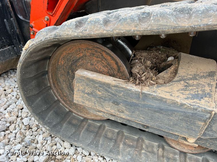 image for item NI9005 2019 Kubota SVL95-2S tracked skid steer loader