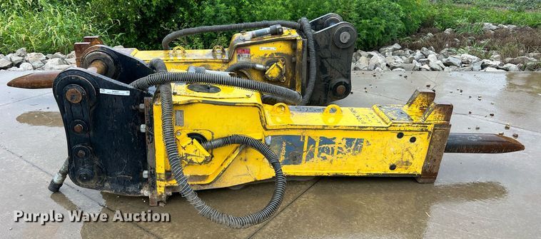 image for item NI9007 2020 Epiroc HB 2000  breaker