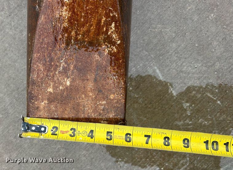 image for item NI9007 2020 Epiroc HB 2000  breaker