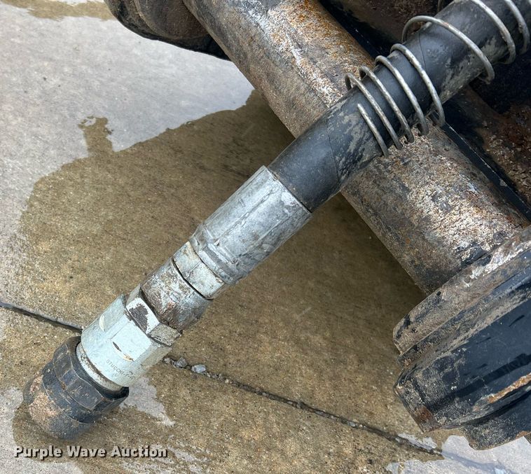 image for item NI9007 2020 Epiroc HB 2000  breaker