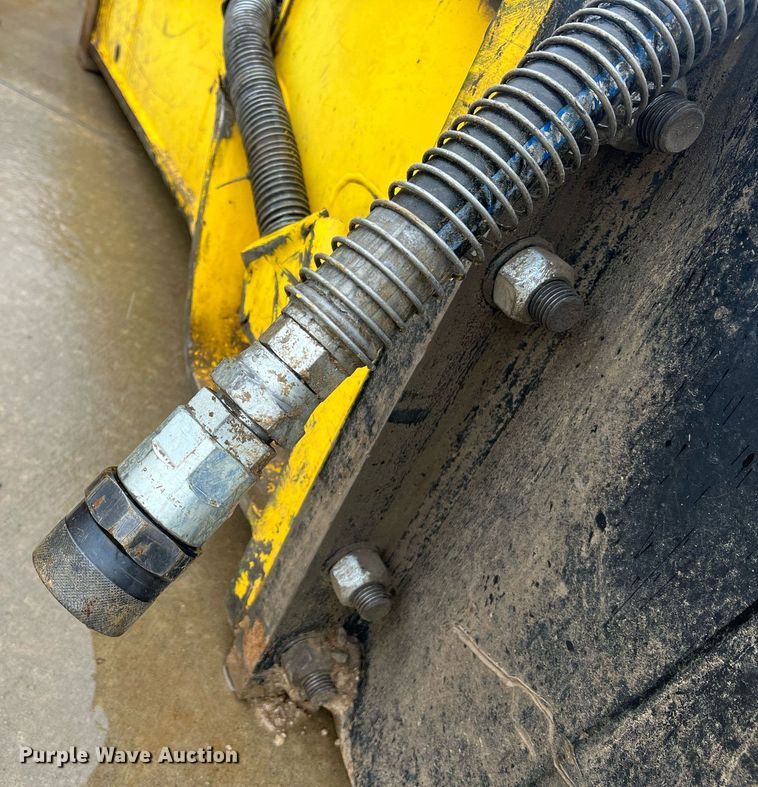 image for item NI9007 2020 Epiroc HB 2000  breaker