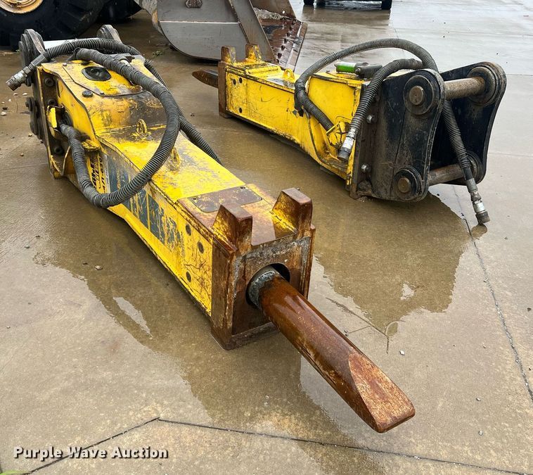 image for item NI9008 2021 Epiroc HB 2500  breaker