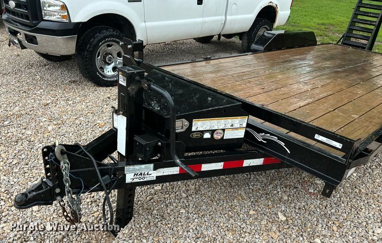 image for item NI9014 2017 Trailerman Trailers CST7162S14  equipment trailer