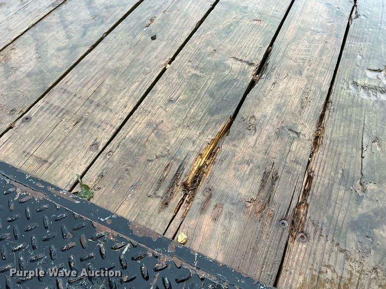 image for item NI9014 2017 Trailerman Trailers CST7162S14  equipment trailer