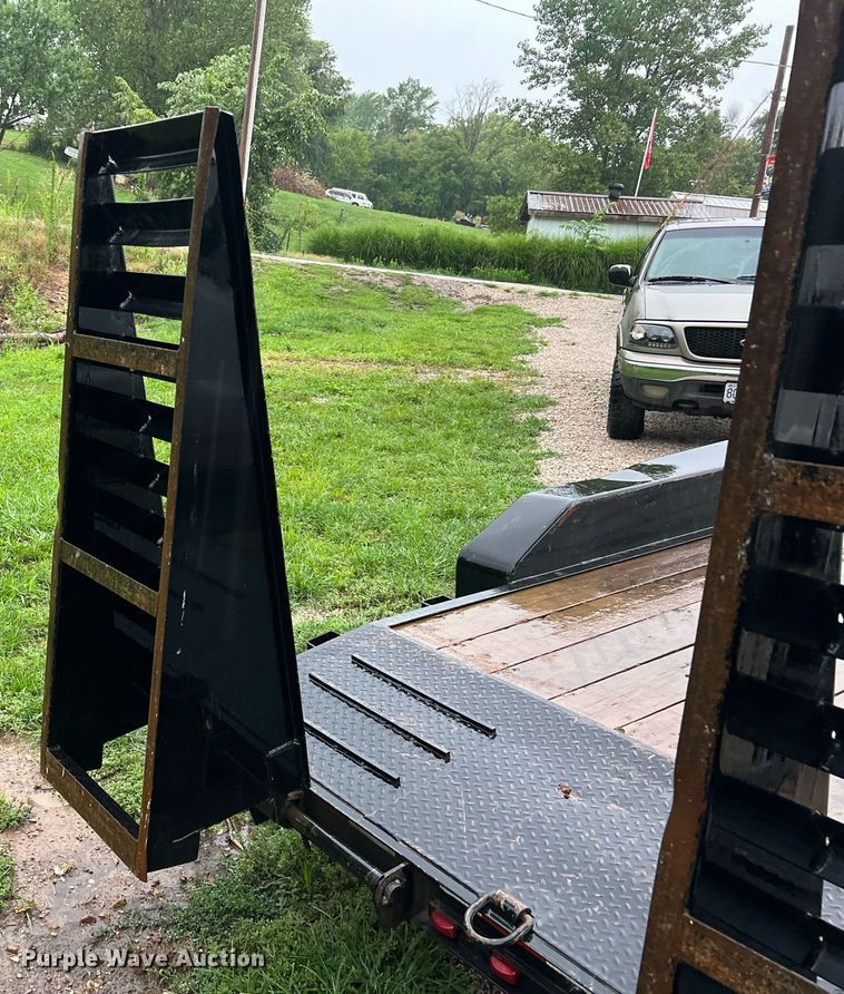 image for item NI9014 2017 Trailerman Trailers CST7162S14  equipment trailer