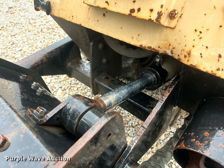 image for item NI9015 1995 Ditch Witch 410SX  trencher