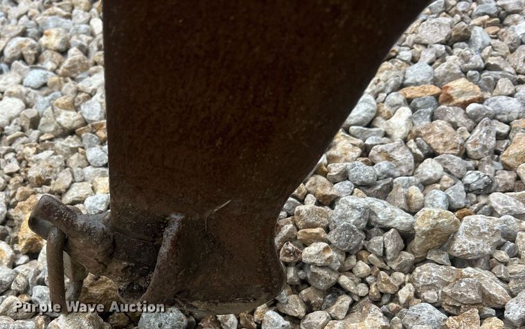 image for item NI9015 1995 Ditch Witch 410SX  trencher