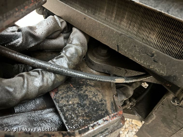 image for item NI9015 1995 Ditch Witch 410SX  trencher