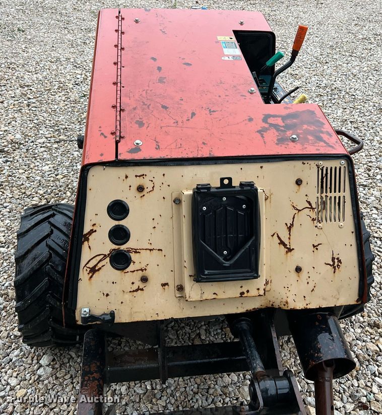 image for item NI9015 1995 Ditch Witch 410SX  trencher