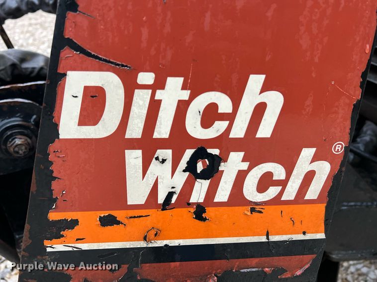 image for item NI9015 1995 Ditch Witch 410SX  trencher