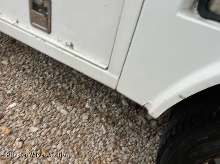 image for item NI9016 2014 Ford F550 Super Duty XL  utility / service truck