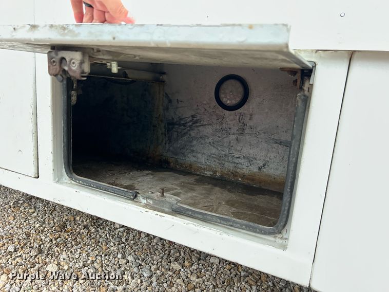 image for item NI9016 2014 Ford F550 Super Duty XL  utility / service truck