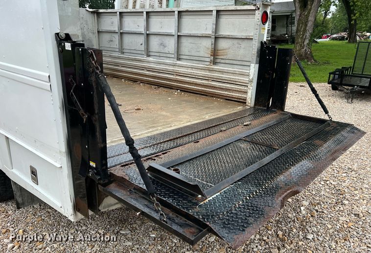 image for item NI9016 2014 Ford F550 Super Duty XL  utility / service truck