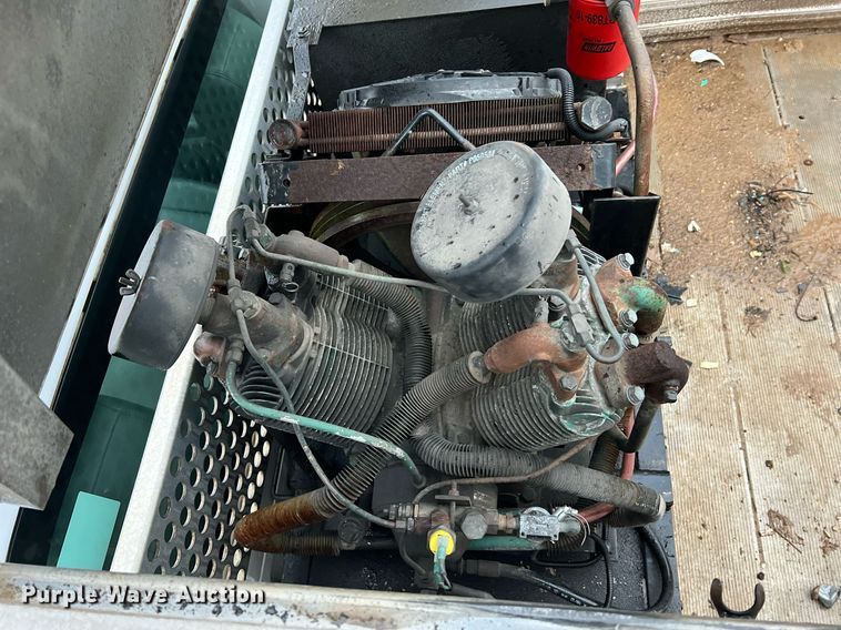 image for item NI9016 2014 Ford F550 Super Duty XL  utility / service truck