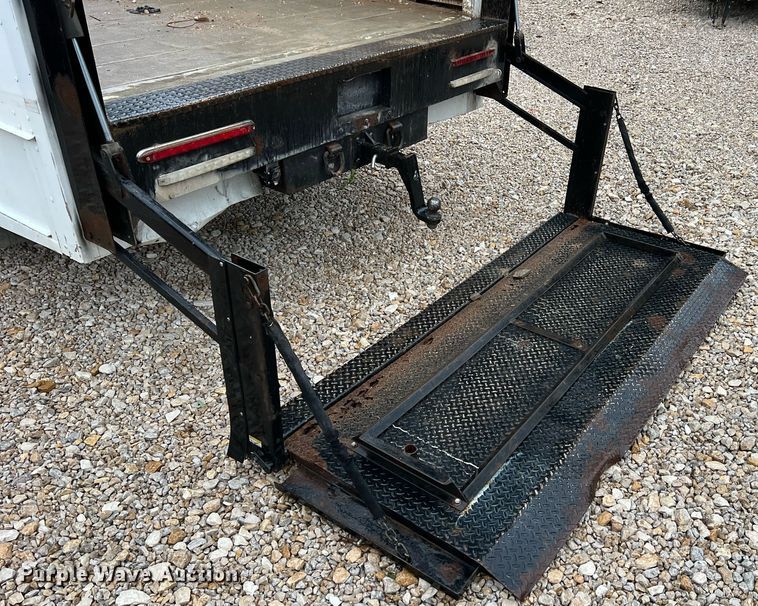 image for item NI9016 2014 Ford F550 Super Duty XL  utility / service truck