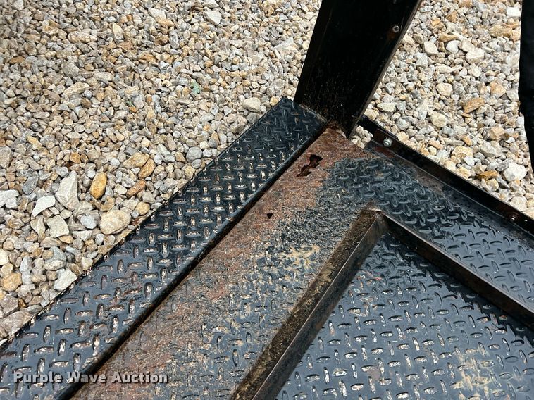 image for item NI9016 2014 Ford F550 Super Duty XL  utility / service truck