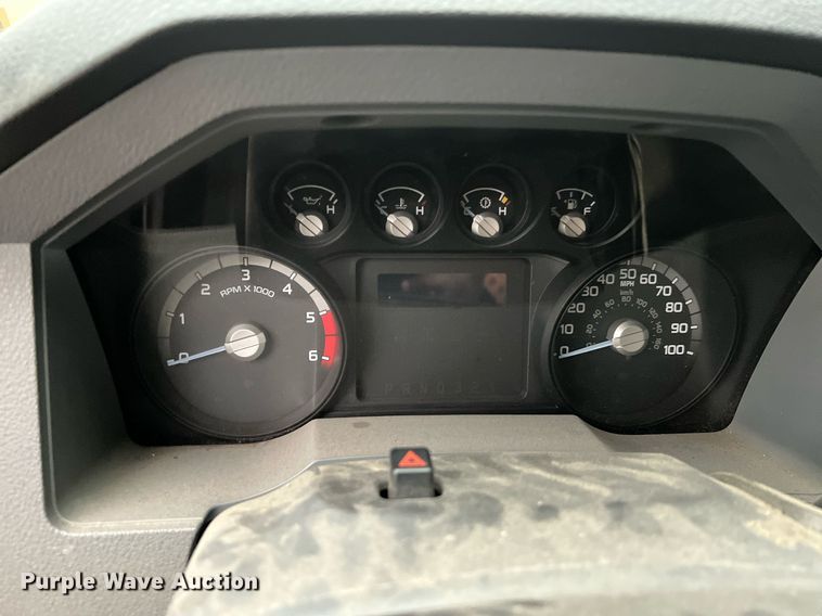 image for item NI9016 2014 Ford F550 Super Duty XL  utility / service truck