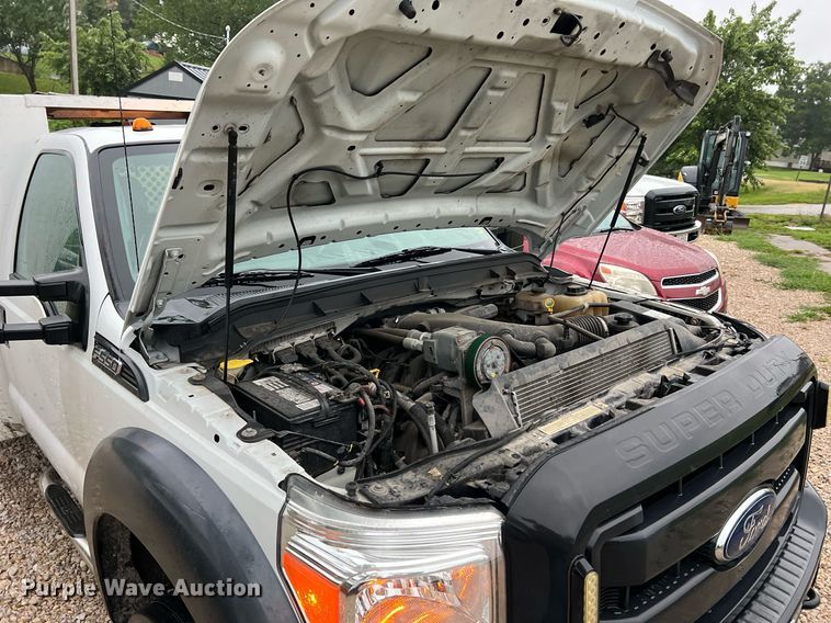 image for item NI9016 2014 Ford F550 Super Duty XL  utility / service truck